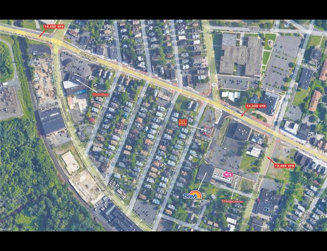 Upper Albany Plaza (3)